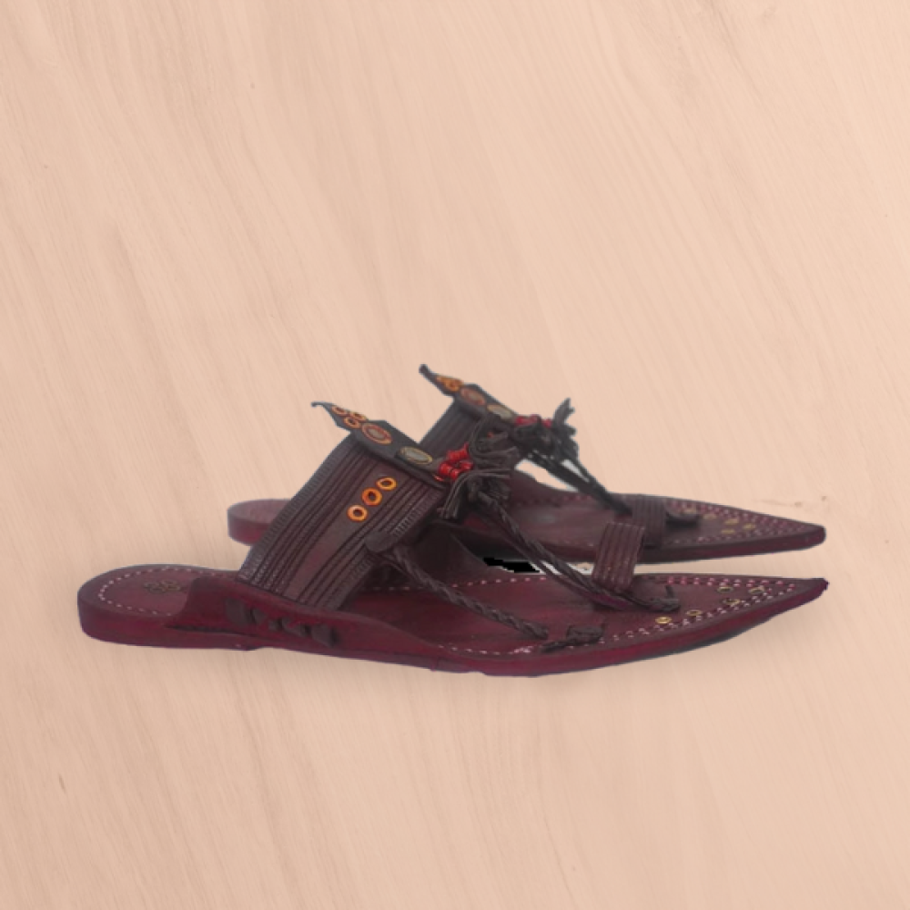 Marroon Ladies Kolhapuri Chappal With Gold Design